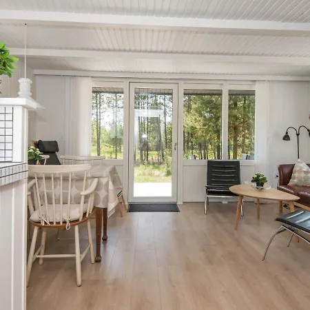 Сasa de vacaciones 4 Person Holiday In R M *